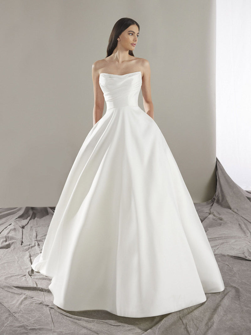 KEONI | Fantasy Bridal Boutique KEONI | Fantasy Bridal Boutique