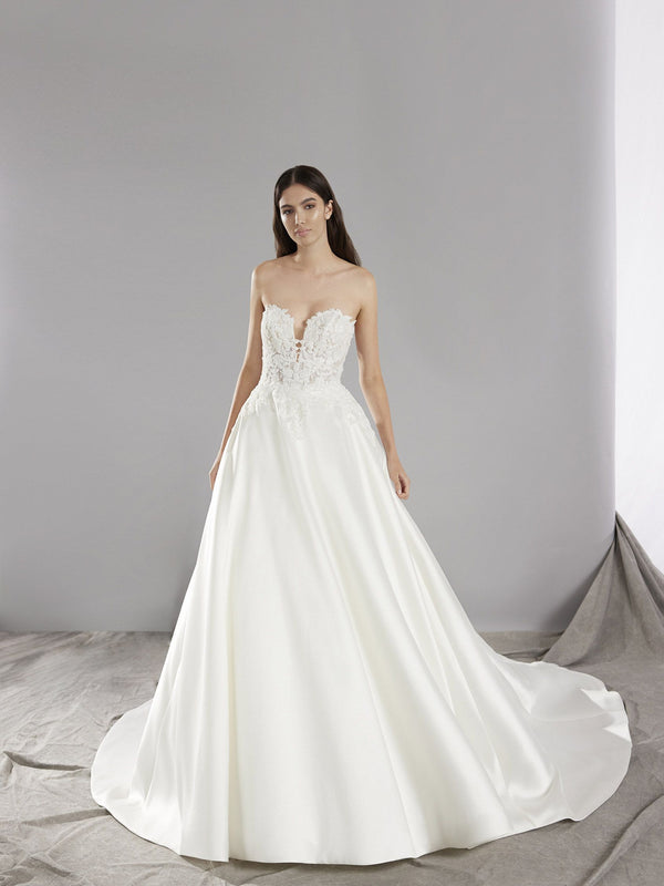 Pronovias ONCE - Princess wedding dress with strapless neckline and open back