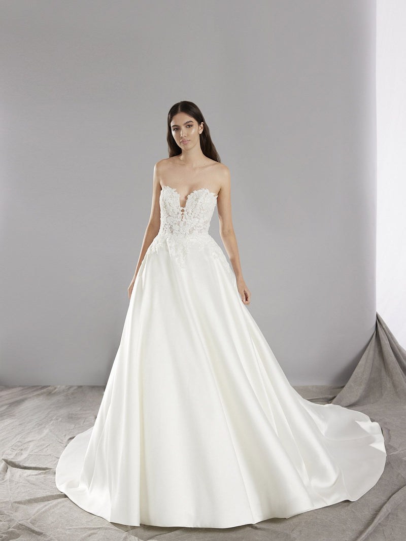 Pronovias ONCE | Fantasy Bridal Boutique Pronovias ONCE | Fantasy Bridal Boutique