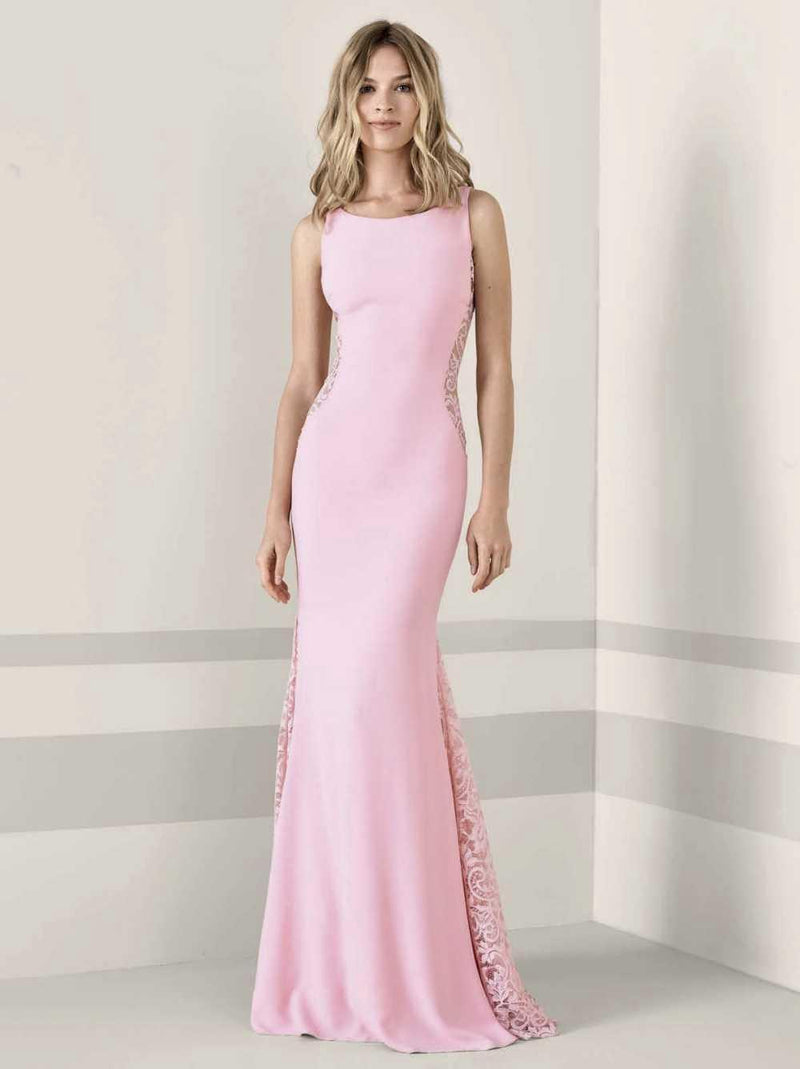 PRONOVIAS JACARA  Boat neck mermaid evening dress with embroidery details on the sides. 