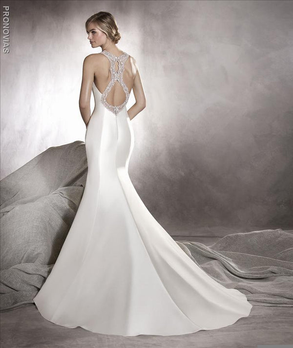 agnes Pronovias Mermaid wedding gown beaded back