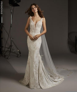 Auriga Pronovias shapewear wedding dress