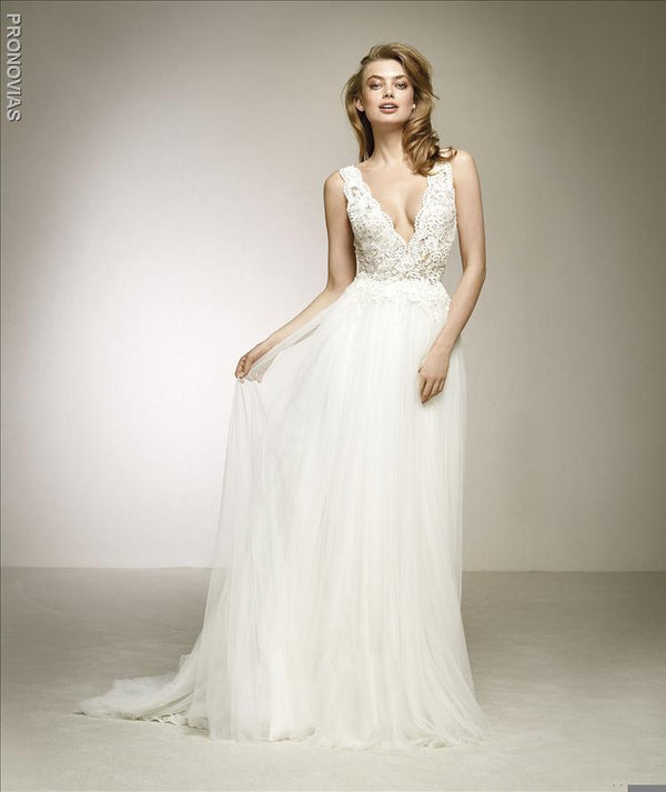 Pronovias Dalgo V-Neck Lace Top and Romantic Soft Tulle Skirt