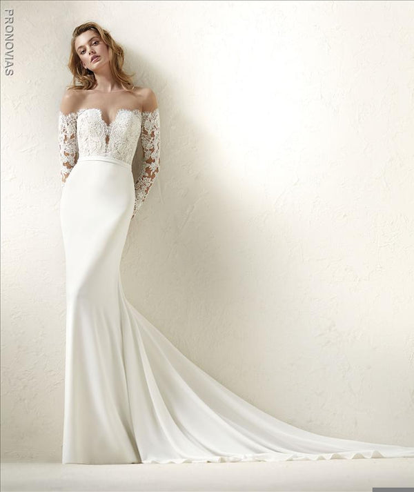 Pronovias Dracma a Mermaid Wedding Dress Sample Sale
