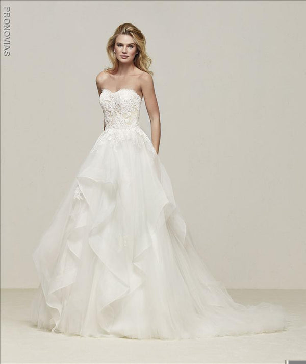 Pronovias Draval  Sweetheart corset sample sale