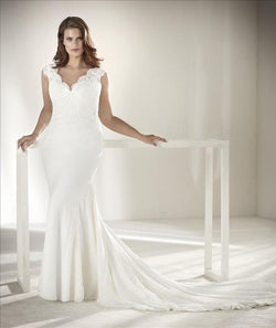 Drusila Plus Pronovias