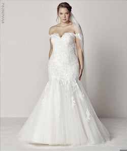 Extrem Plus Pronovias Wedding Gown Sample Sale