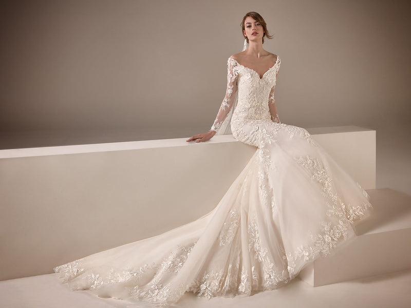 Kamala Pronovias wedding Dress