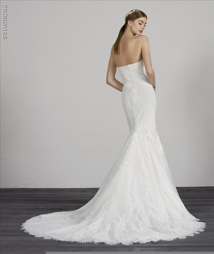 weddind dress Pronovias MAIKA lace straplass coset sample sale