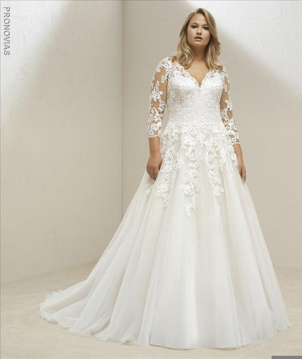 Mar Plus Pronovias Long Sleeves