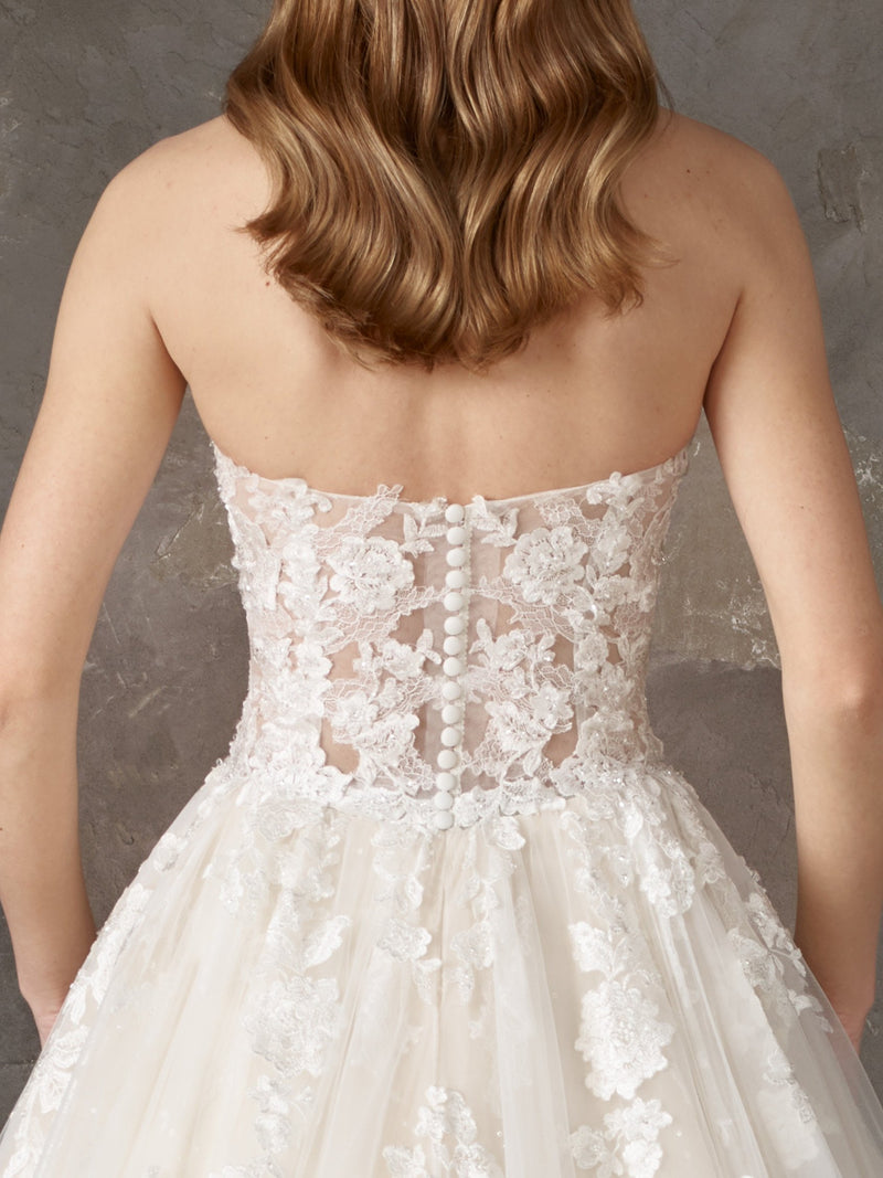 Pronovias Nalon Lace