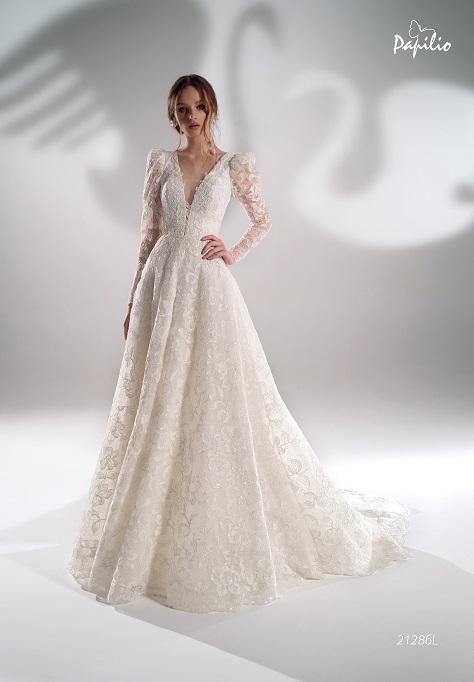 Sparkly lace V-neck ball gown with sleeves