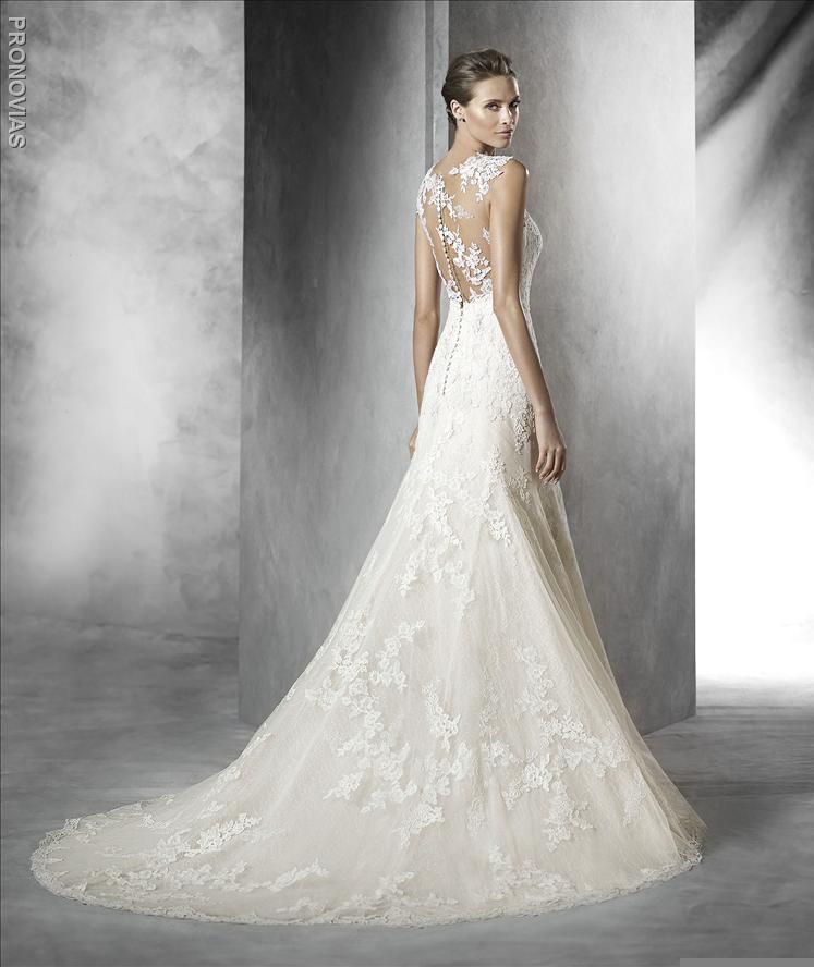 Pronovias Pladie Illusion neckline mermaid trumpet wedding dress with lace sample sale