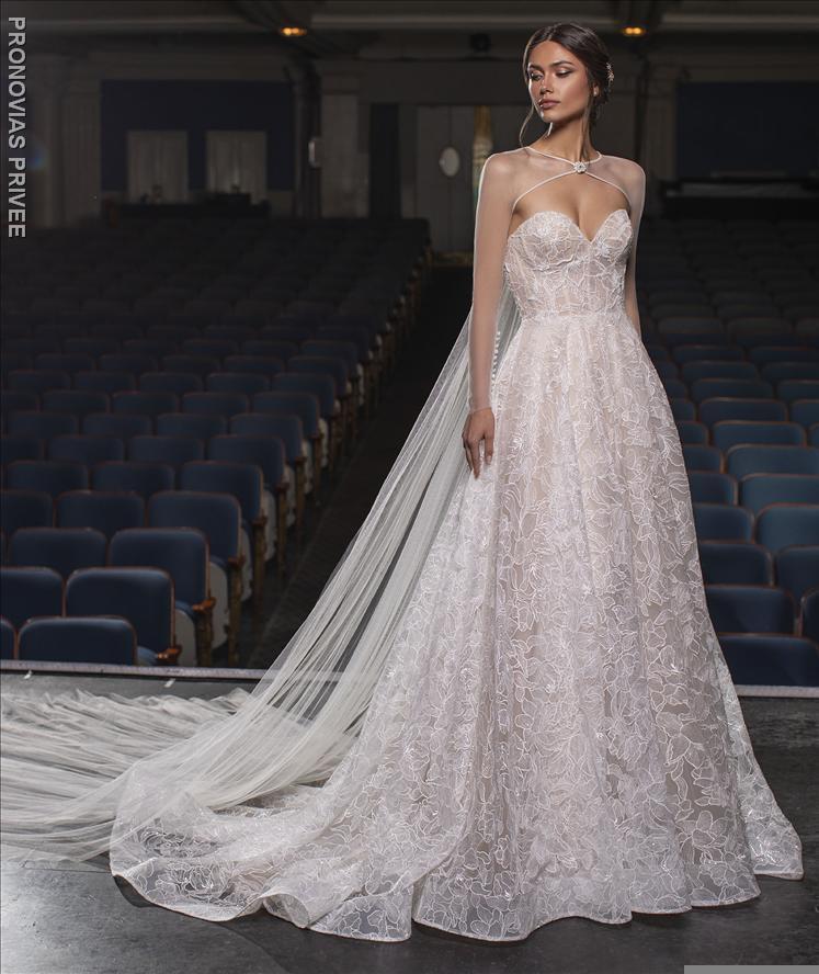 Pronovias a store line wedding dress