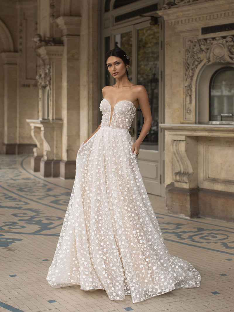 Pronovias Hopkins| Fantasy Bridal Boutique