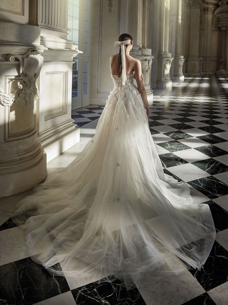 Isabella's deals bridal boutique